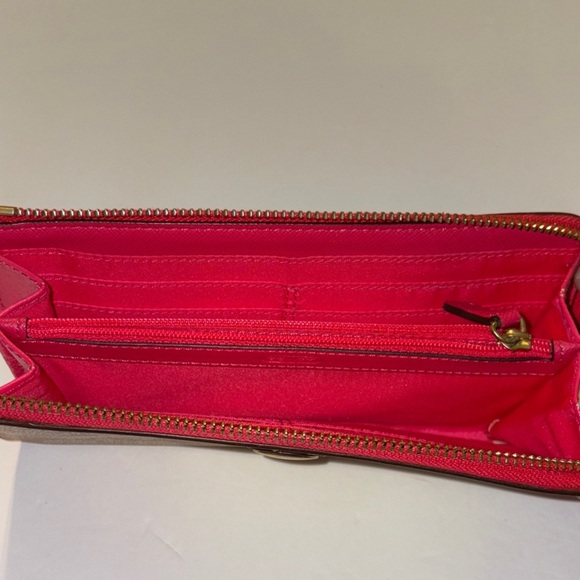 Coach Beige and Pink Women's Wallet - Picture 8 of 11